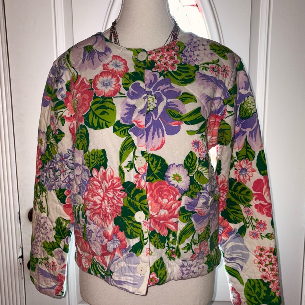Adrienne Vittadini Vibrant vintage quilted Floral  Jacket cardigan